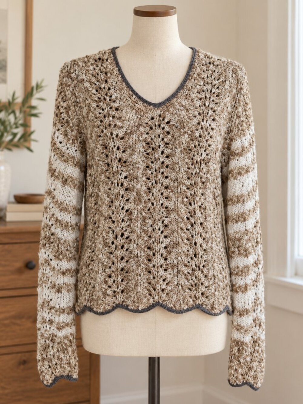 Hand Knit Boho Sweater Womens M Beige Openwork Scalloped Hem Striped Sleeves